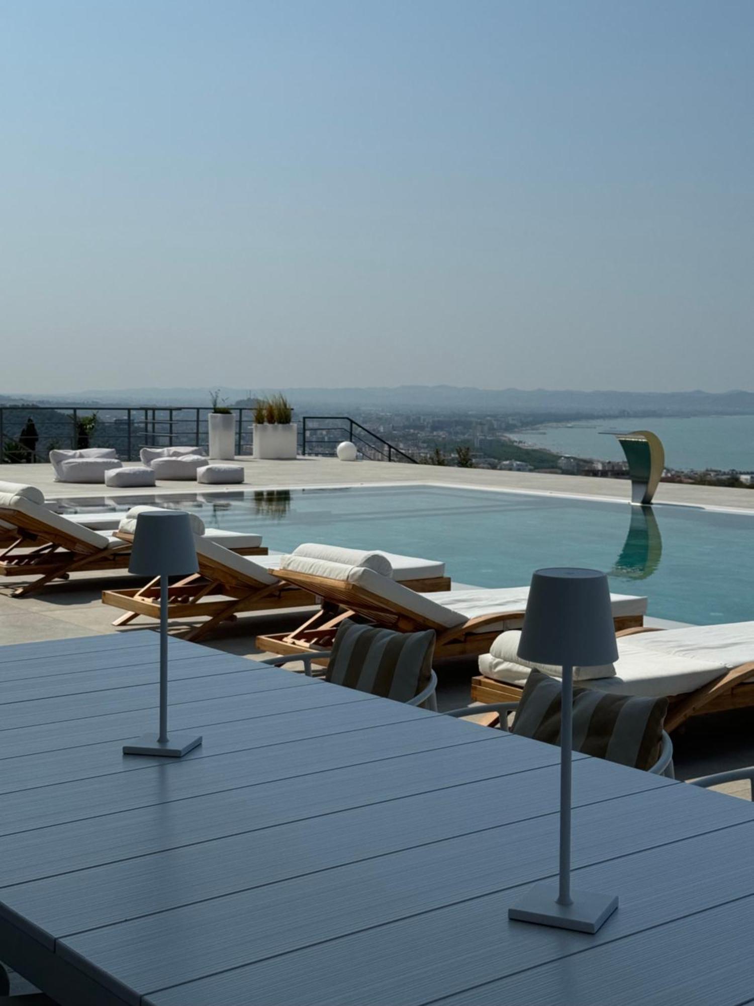 Villa Esmi Durres Kryemëdhej Esterno foto