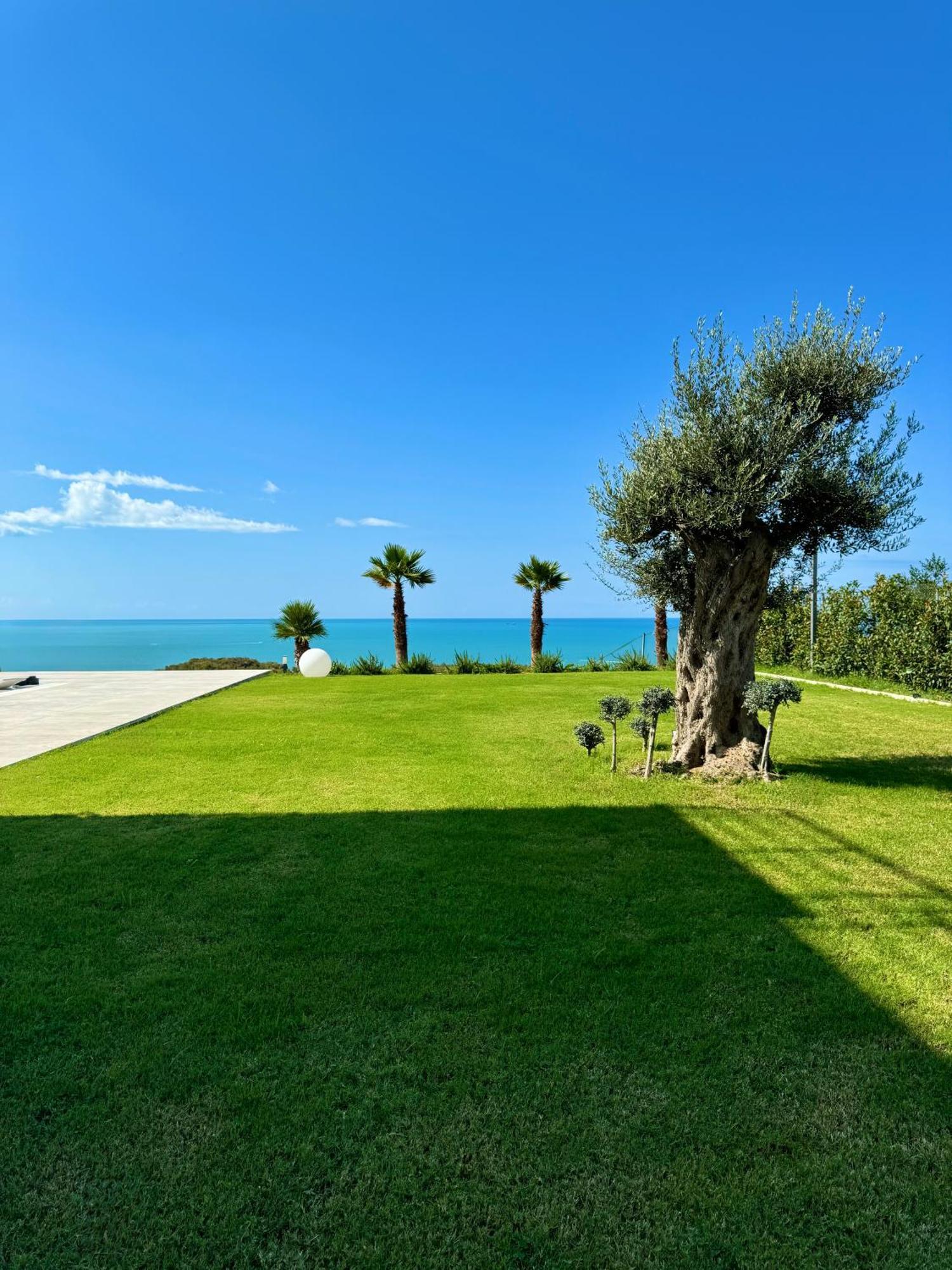 Villa Esmi Durres Kryemëdhej Esterno foto