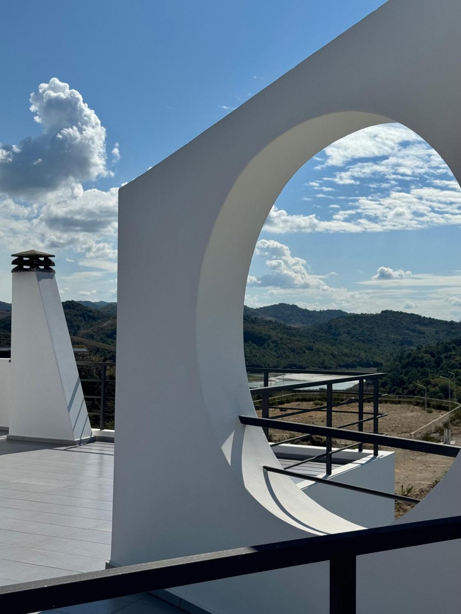 Villa Esmi Durres Kryemëdhej Esterno foto